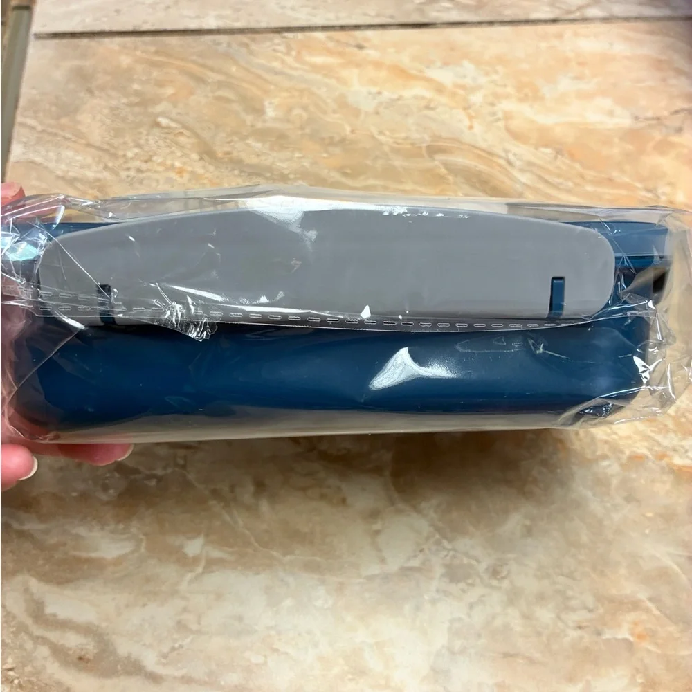 NEW Kids Blue Bento Lunch Box with Animal Forks